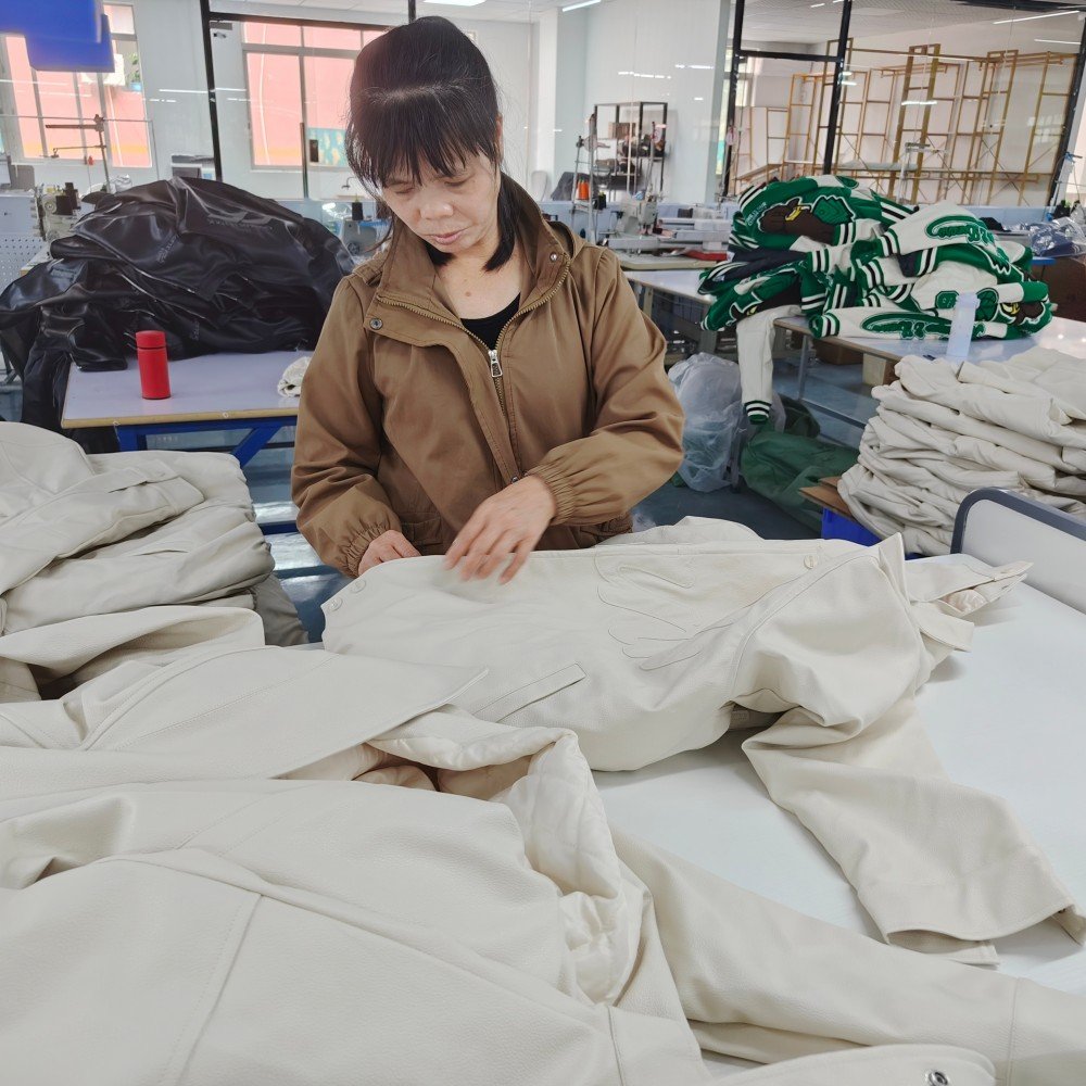 custom apparel quality check oem manufacturer b2b process