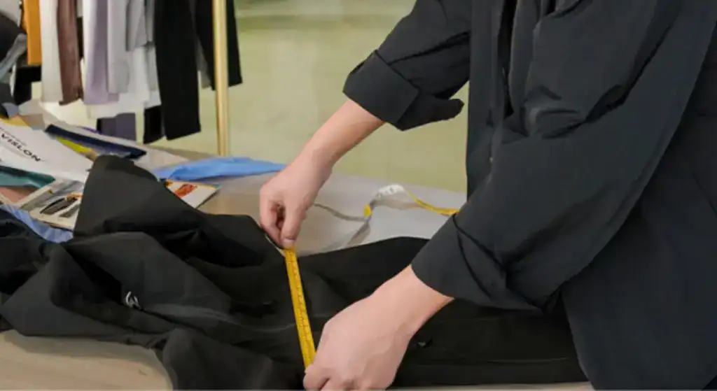 Piece-by-piece quality inspection on a small batch jacket order