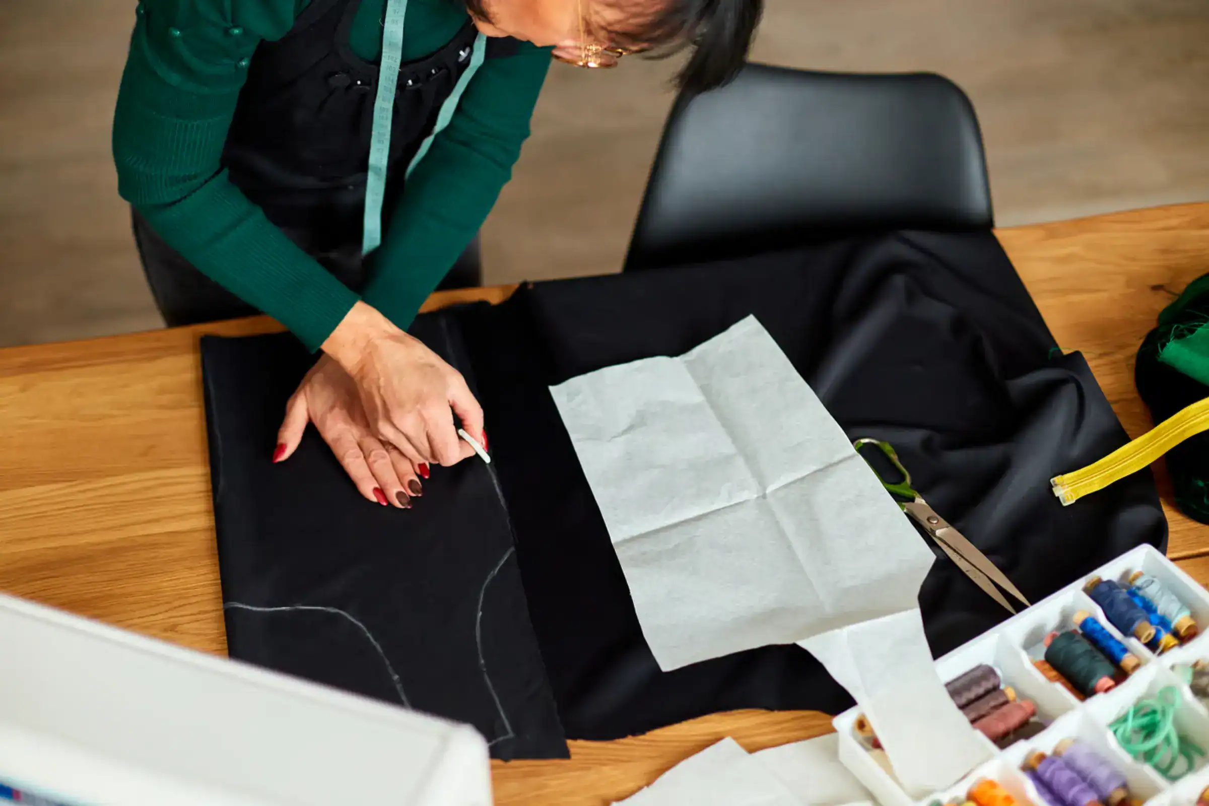 How to find a reliable clothing manufacturer overview