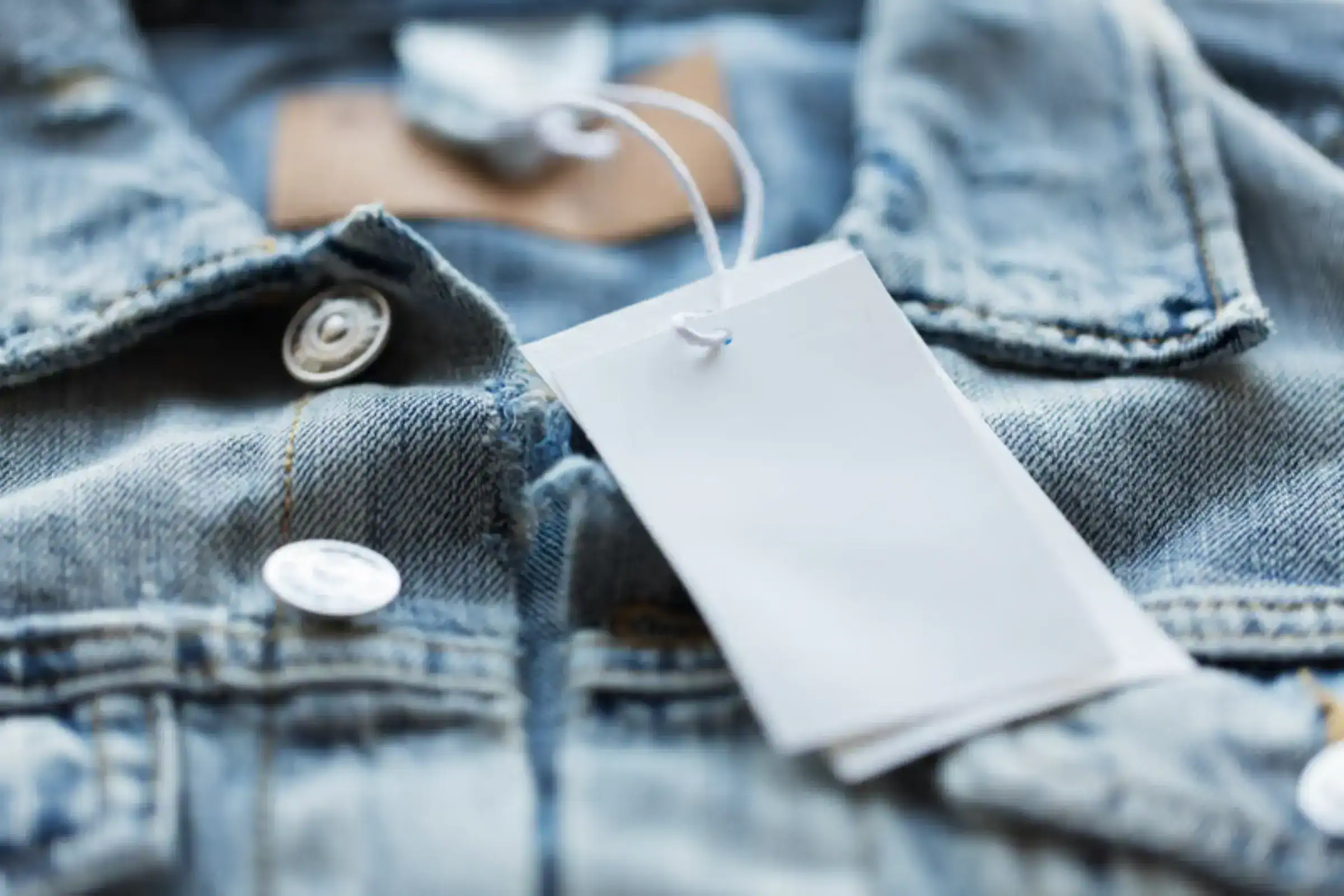 Private label clothing MOQ and branding options